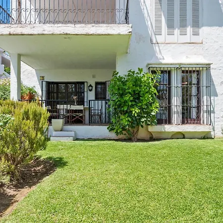 Enjoy In A Top Location Near The Beach شقة ماربيا