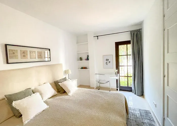 شقة Enjoy In A Top Location Near The Beach